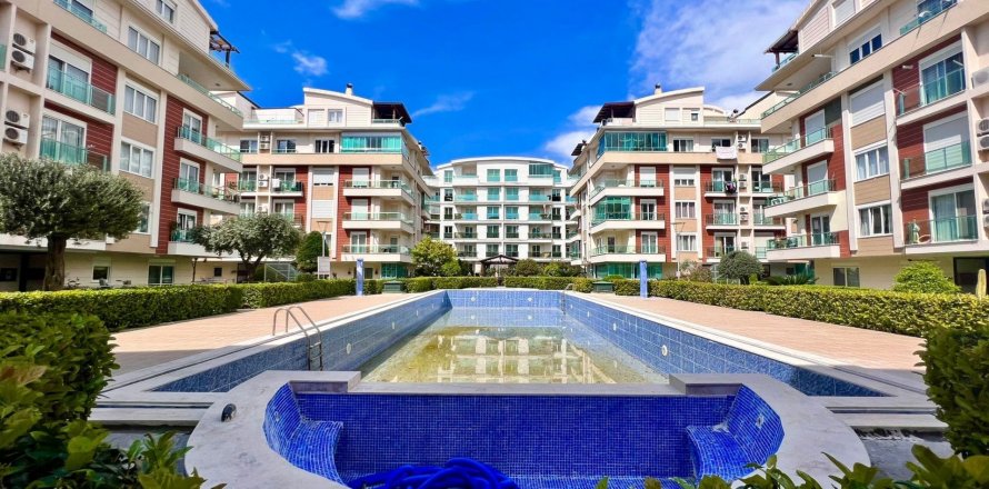 2+1 Apartment in Konyaalti, Antalya, Turkey No. 99185