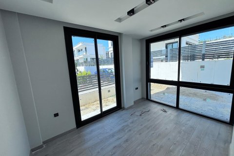  در  Kusadasi ، ترکیه 200 متر مربع.  شماره 227465 - 9
