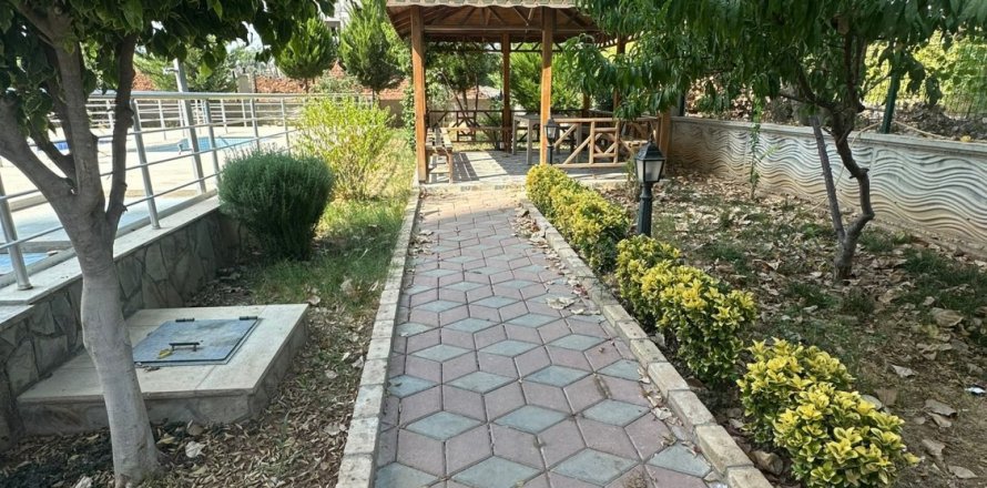 3+1 Lägenhet i Mersin, Turkiet Nr. 140624