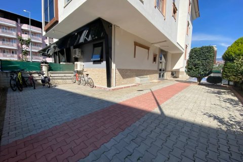 Daire  1+1  Oba, Antalya, Türkiye №90909
