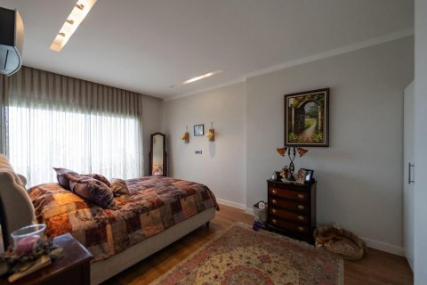  در  Kusadasi ، ترکیه 140 متر مربع.  شماره 228660 - 17