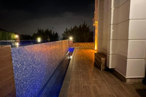 4+1 Villa i Alanya, Antalya, Turkiet Nr. 136232 - 24