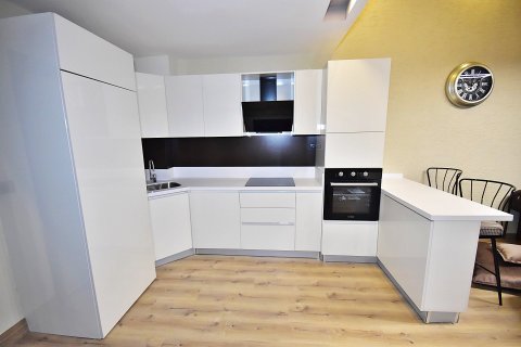 1+1 Wohnung  in Mersin, Türkei Nr. 136330 - 8