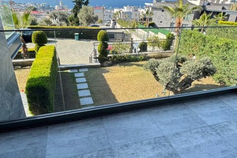 Daire  2+1  Kuşadası, Aydın, Türkiye №215765 - 11