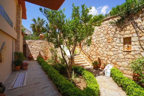 Villa for sale  in Kalkan, Antalya, Turkey, 5 bedrooms, 350m2, No. 228973 – photo 3