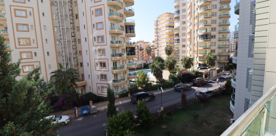 2+1 Leilighet  i Mahmutlar, Antalya, Tyrkia Nr. 92530