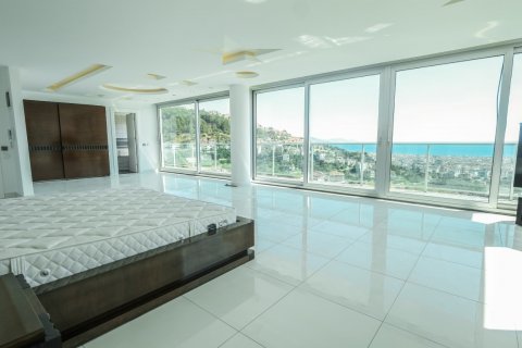 Продажа виллы  в Тепе, Аланье, Анталье, Турция 4+2, 370м2, №102268 – фото 8