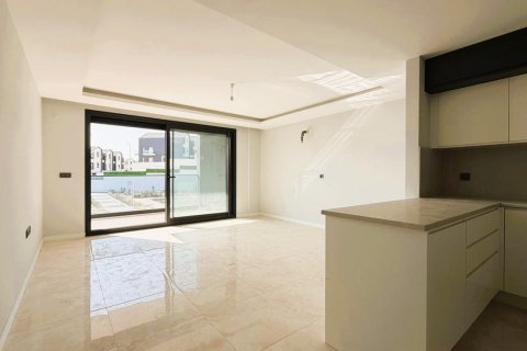 Продажа в Кушадасы, Айдыне, Турция, 80м2, №221218 – фото 10