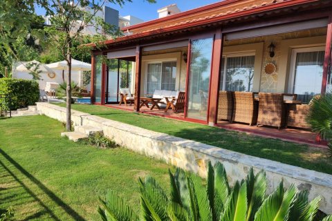 ویلا در  Kusadasi ، ترکیه 6 خوابه ، 255 متر مربع.  شماره 136334 - 12