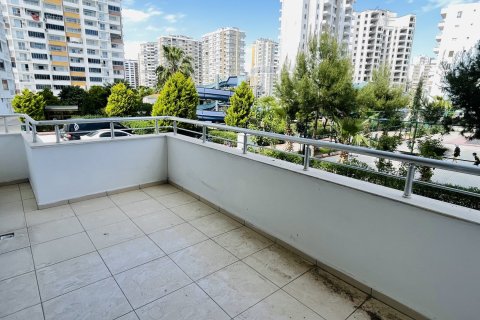 3+1 Lägenhet  i Mersin, Turkiet Nr. 100773 - 9