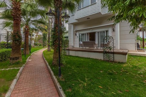 Villa for sale in Lara, Antalya, Turkey, 8 bedrooms, 460m2, No. 99099 – photo 3