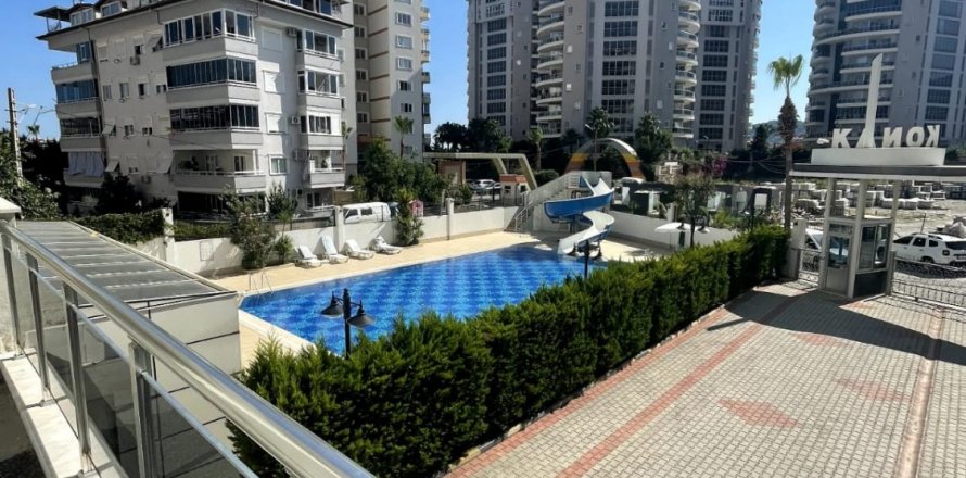 1+1 Apartment  in Cikcilli, Antalya, Turkey No. 136439