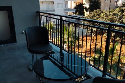 Daire  1+1  Oba, Antalya, Türkiye №96724