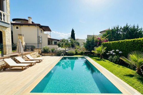 for sale  in Kusadasi, Aydin, Turkey, 4 bedrooms, 250m2, No. 226810 – photo 29