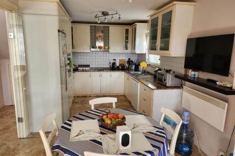 3+1 Villa  i Kusadasi, Aydin, Tyrkiet Nr. 136324 - 8