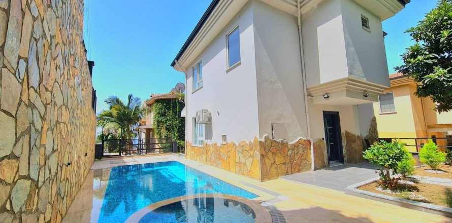 2+1 Villa  in Bektas, Alanya, Antalya, Turkey No. 215682