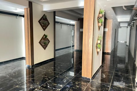 2+1 Leilighet  i Mersin, Tyrkia Nr. 140031 - 15