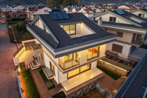 8+1 Villa i Fethiye, Mugla, Tyrkia Nr. 225519 - 3