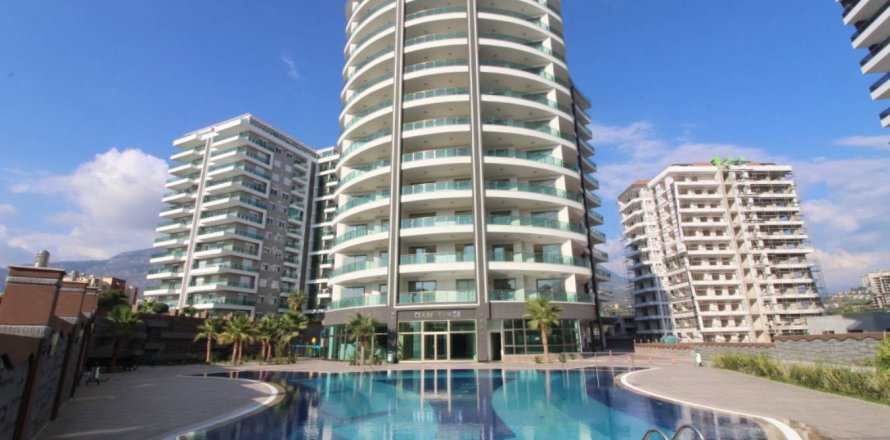 1+1 Lägenhet  i Mahmutlar, Antalya, Turkiet Nr. 97105