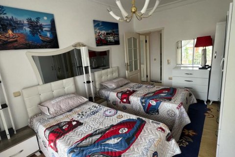 آپارتمان در Mersin ، ترکیه 4 خوابه ، 186 متر مربع. شماره 108016 - 10