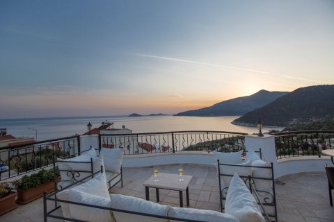 2+1 Wohnung  in Kalkan, Antalya, Türkei Nr. 226690 - 5