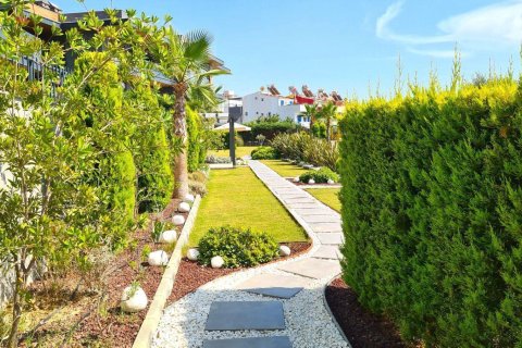 2+1 Apartment in Kusadasi, Aydin, Turkey No. 215541