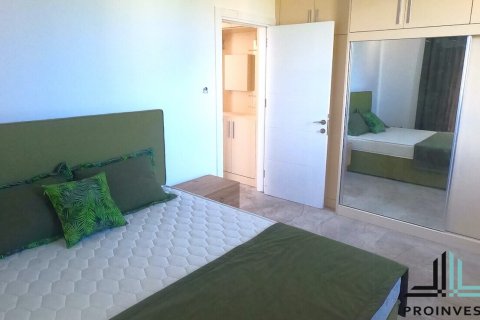   i Karsiyaka, Girne,  Nr. 87512 - 23