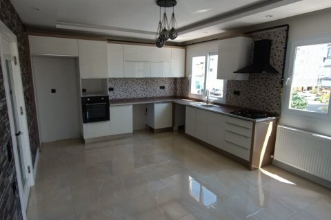 Daire  3+1  Mersin, Türkiye №133901