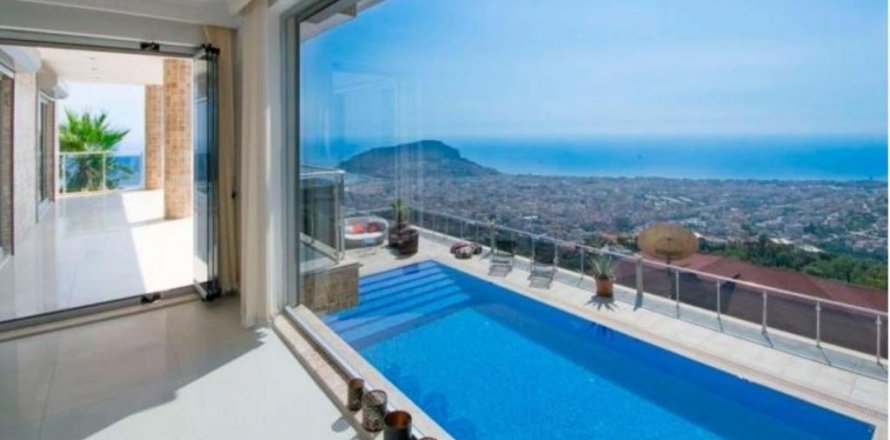 4+1 Villa i Alanya, Antalya, Tyrkia Nr. 133882