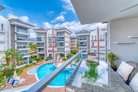 2+1 Lägenhet  i Oba, Antalya, Turkiet Nr. 105617