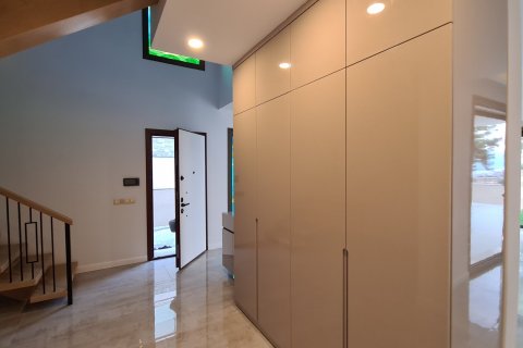 Villa for sale in Kusadasi, Aydin, Turkey, 4 bedrooms, 200m2, No. 136432 – photo 27