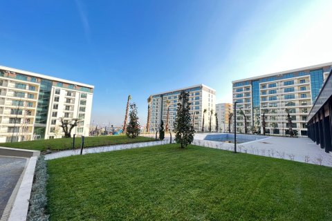 Apartment for sale in Bueyuekcekmece, Istanbul, Turkey, 2 bedrooms, 143m2, No. 221656 – photo 13