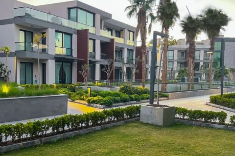 2+1 Villa in Izmir, Türkei Nr. 107017 - 5