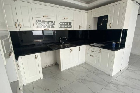 3+1 Lägenhet i Mersin, Turkiet Nr. 136649 - 4