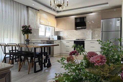 4+1 Apartment  in Konyaalti, Antalya, Turkey No. 227344