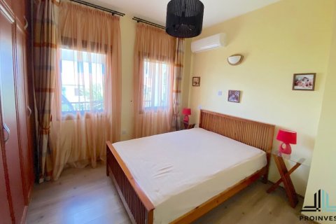 ویلا در  Bellapais ، ترکیه 4 خوابه ، 760 متر مربع.  شماره 90566 - 17