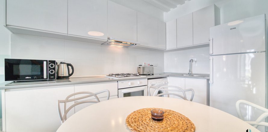 1+0 Apartment in Iskele, Northern Cyprus No. 95629