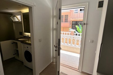 Apartment for sale  in Alanya, Antalya, Turkey, 2 bedrooms, 100m2, No. 107511 – photo 22