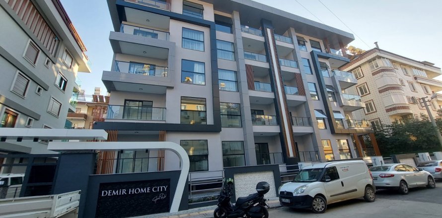1+1 Apartment in Alanya, Antalya, Turkey No. 98126