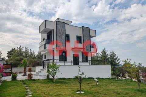 3+1 Villa  i Akbuk, Aydin, Tyrkia Nr. 139076 - 8