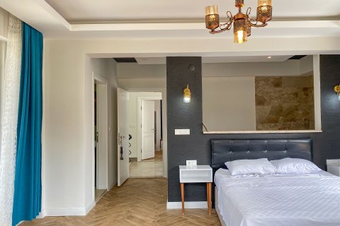 5+1 Villa in Oludeniz, Mugla, Türkei Nr. 213276 - 18
