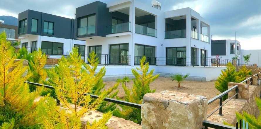 3+1 Villa  i Catalkoy, Girne,  Nr. 90558