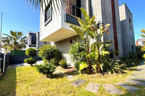 Продажа в Кушадасы, Айдыне, Турция, 250м2, №221219 – фото 28