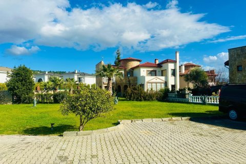 for sale  in Kusadasi, Aydin, Turkey, 4 bedrooms, 250m2, No. 226810 – photo 16