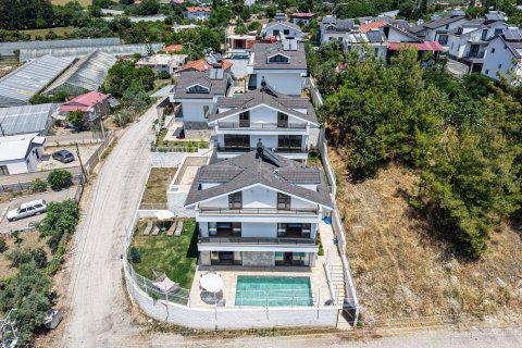 ویلا در  Fethiye ، ترکیه 4 خوابه ، 300 متر مربع.  شماره 216939