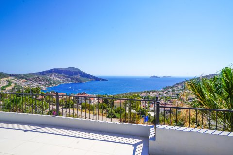 3+1 Apartment in Kalkan, Antalya, Turkey No. 228658