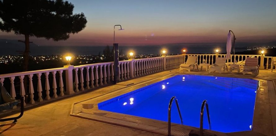 6+1 Villa  i Kusadasi, Aydin, Turkiet Nr. 136747