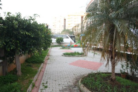 آپارتمان در Tosmur،  Alanya ، ترکیه 1 خوابه ، 75 متر مربع.  شماره 134584 - 2