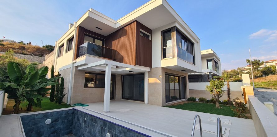 4+1 Villa in Kusadasi, Aydin, Turkey No. 136432