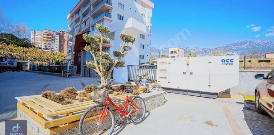 3+1 Lejlighed  i Mahmutlar, Antalya, Tyrkiet Nr. 101796